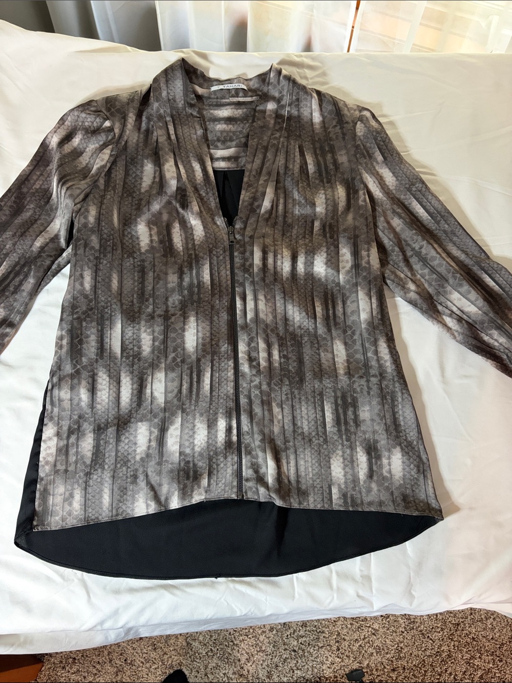 Tahari Neutral Gray Patterned Zip-Front Blazer
